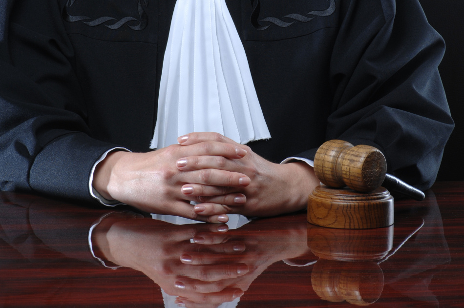 Суд в Москве прекратил дело юристов против «адвокатской монополии»